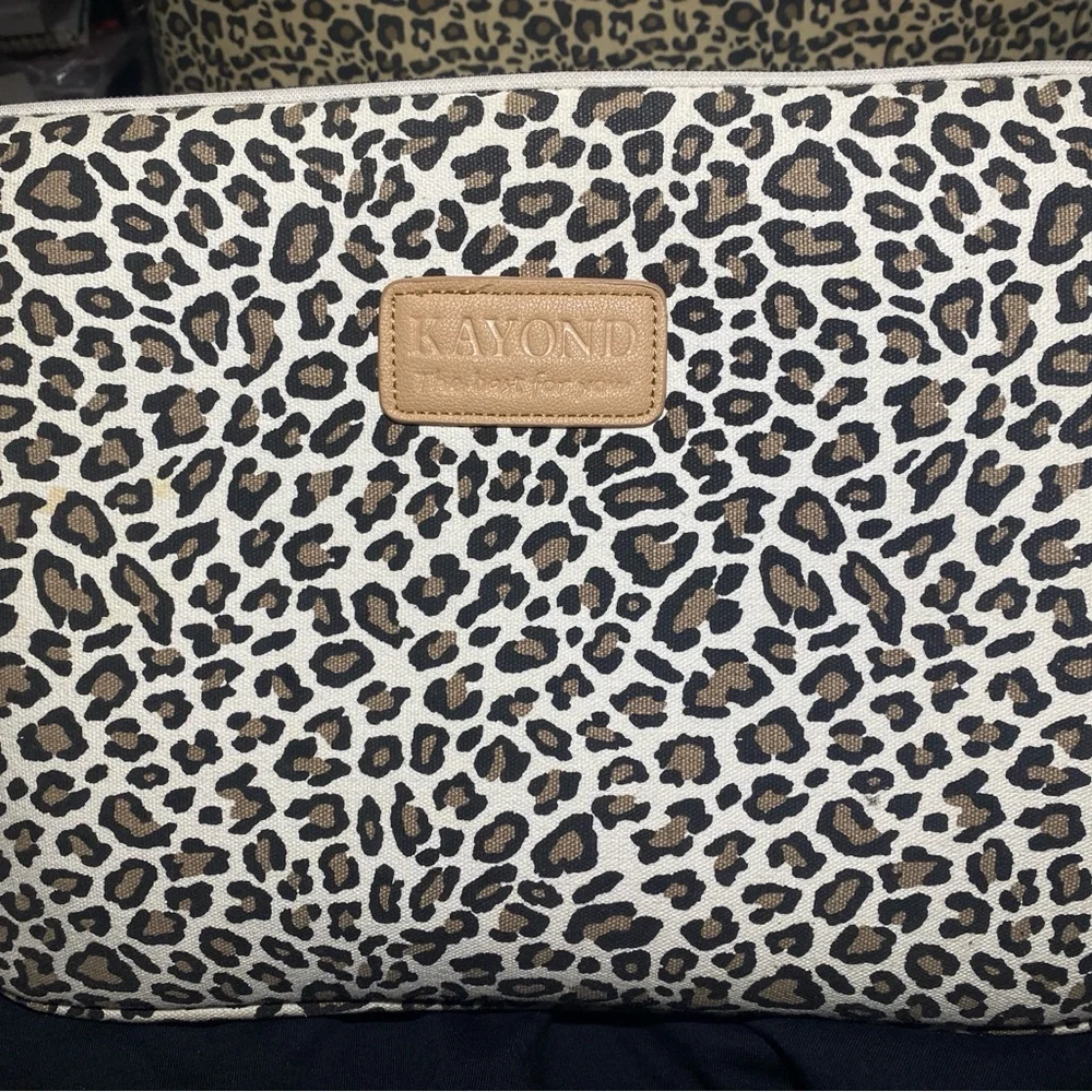 Kayond Leopard Print Tablet Sleeve